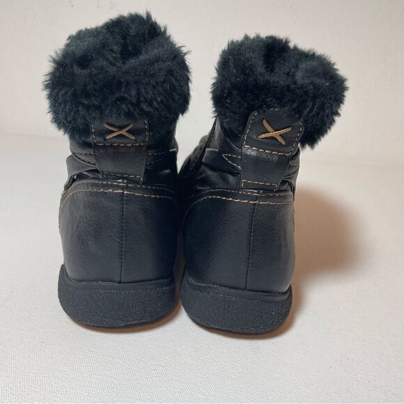 Yuu Lavanie black ankle boots size 9.5 - Picture 4 of 5